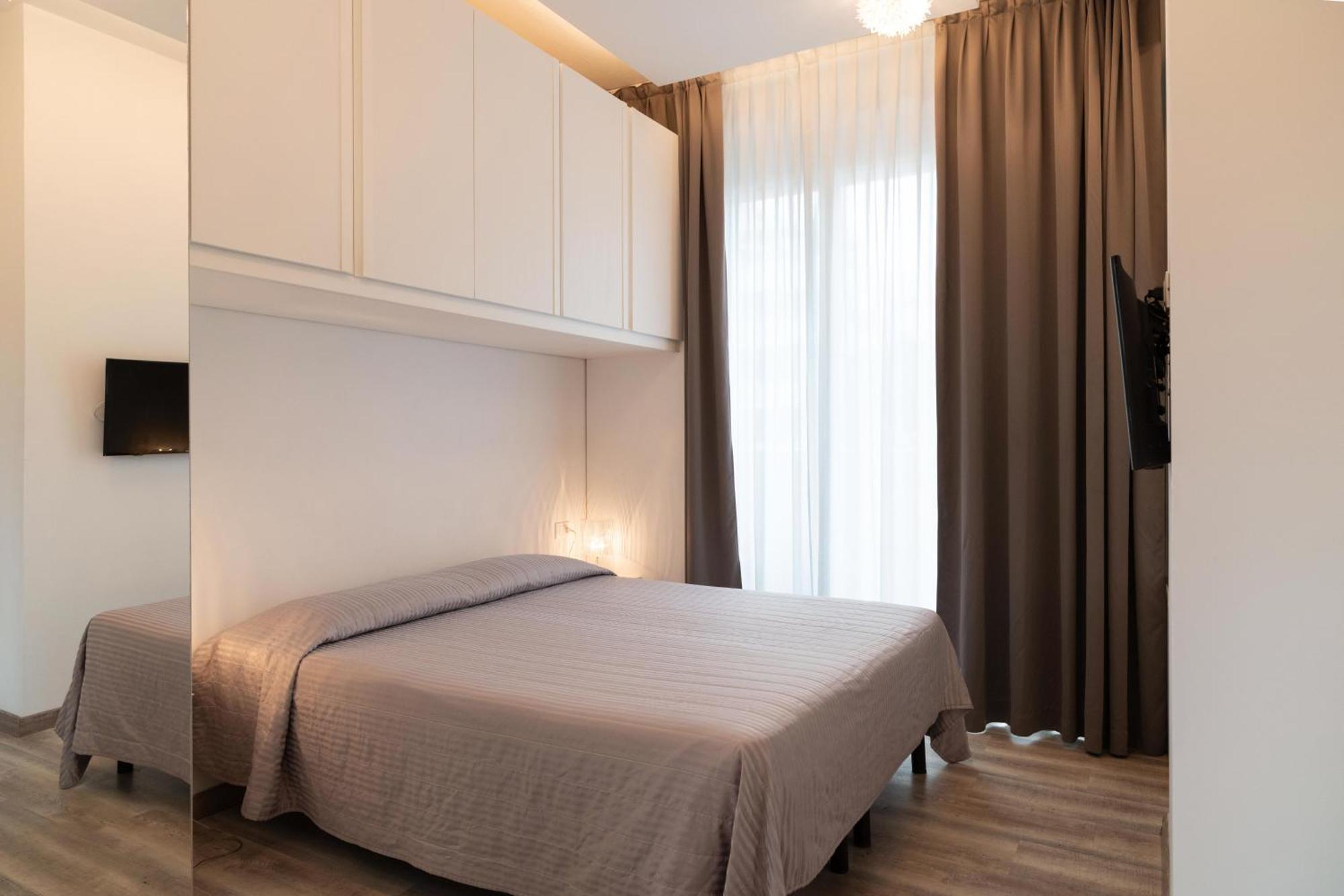 Perla Verde Hotel Milano Marittima Esterno foto